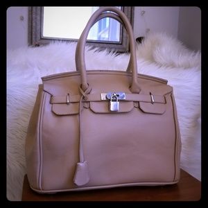 Chic High Fashion Tote